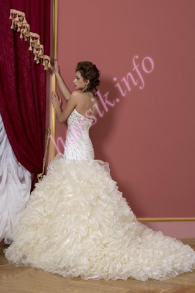 Wedding dress 565596793