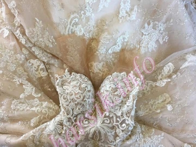 Wedding dress 158852042