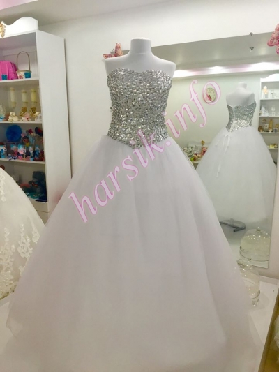Wedding dress 805847256