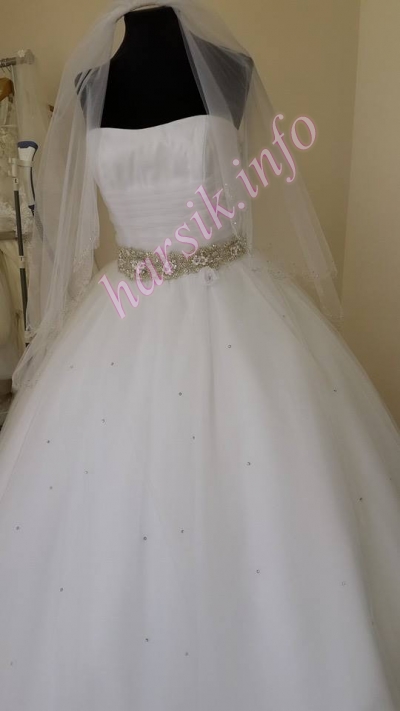 Wedding dress 125921770