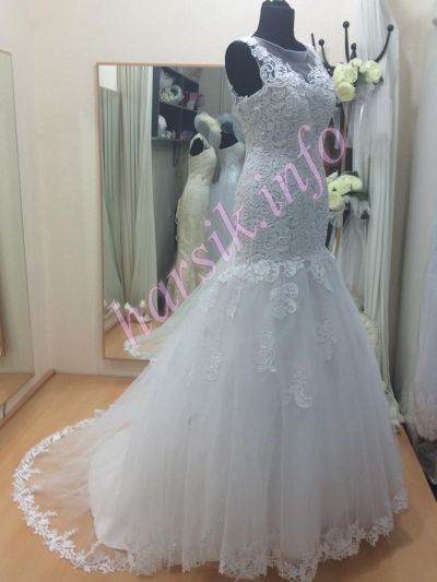 Wedding dress 183702658
