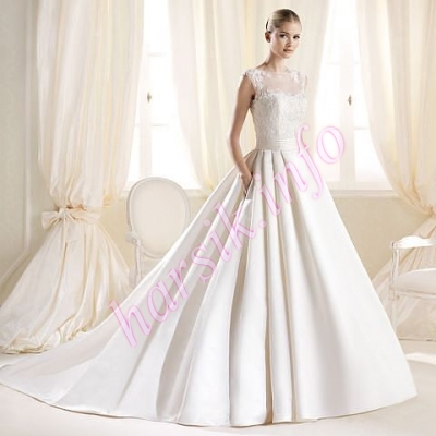 Wedding dress 706296352
