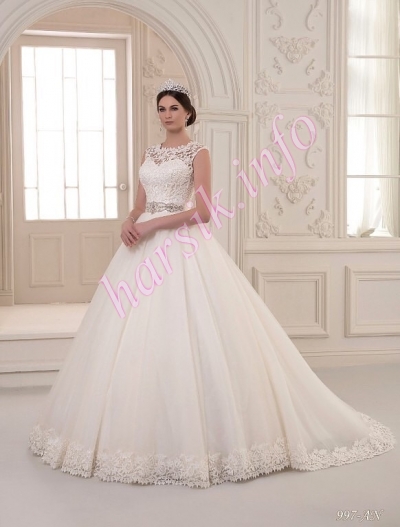 Wedding dress 468193774
