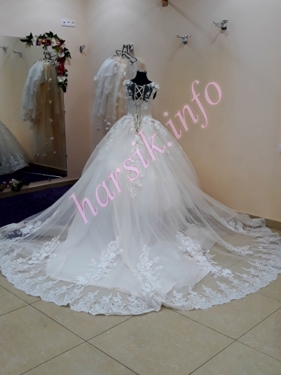 Wedding dress 687109327