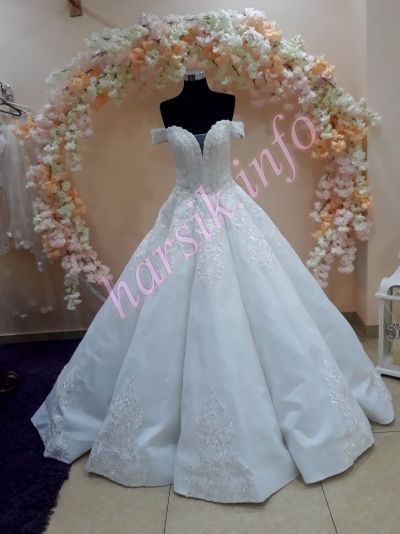 Wedding dress 128694000