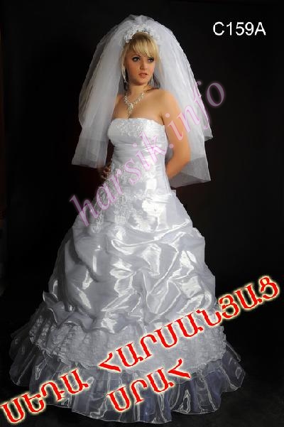 Wedding dress 962067912