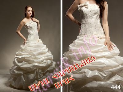 Wedding dress 845360277