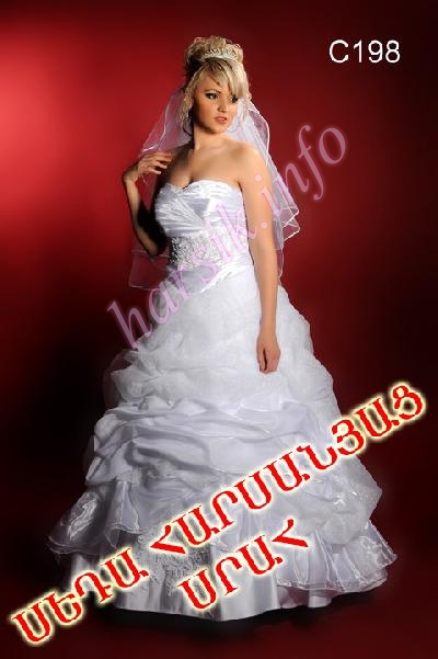 Wedding dress 497818053