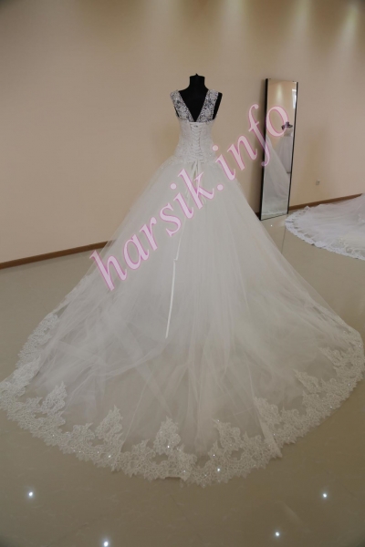 Wedding dress 608962587
