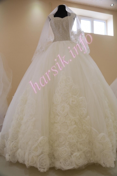 Wedding dress 652926769