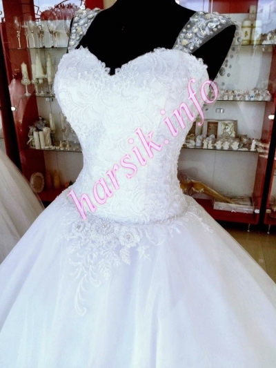 Wedding dress 614186332