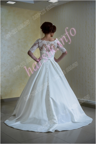Wedding dress 466261909