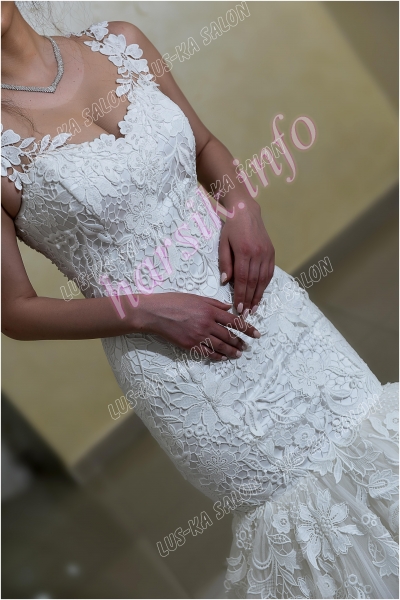 Wedding dress 475321447