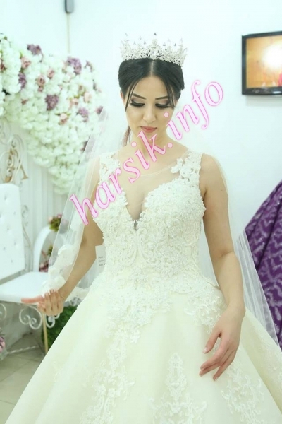 Wedding dress 345973725