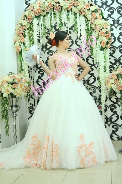 Wedding dress 390748205