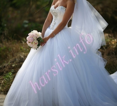Wedding dress 295598863