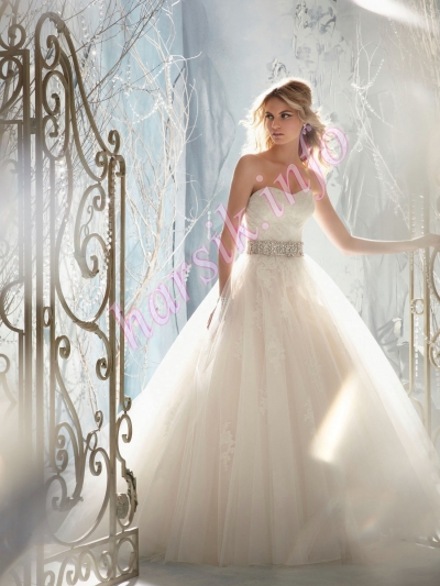 Wedding dress 313625665