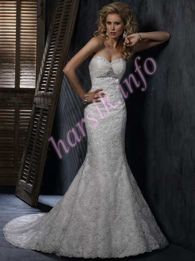Wedding dress 538518950