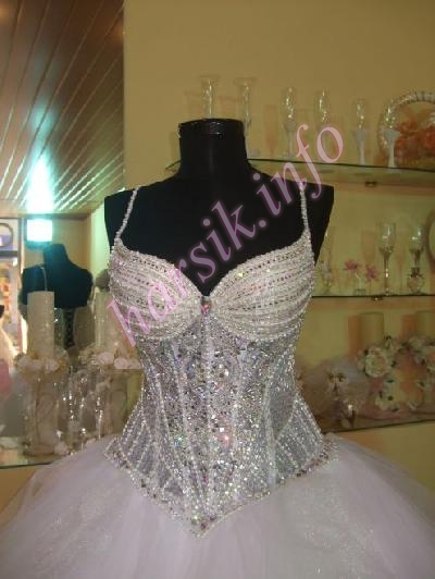 Wedding dress 664754266