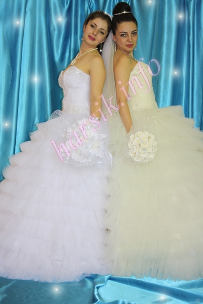 Wedding dress 357362079