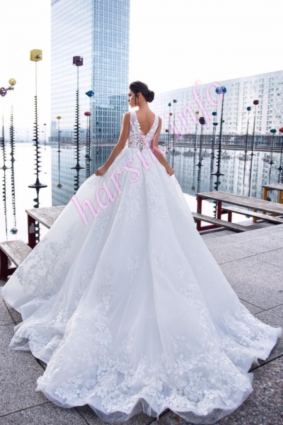 Wedding dress 63719079