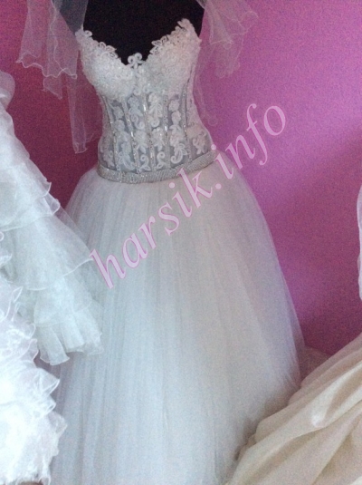 Wedding dress 600625352