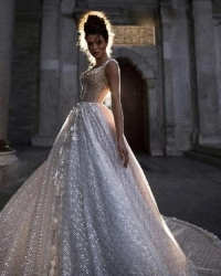 Wedding dress 358849914