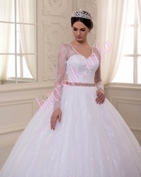 Wedding dress 305597680