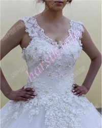 Wedding dress 352952368