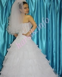 Wedding dress 832380935