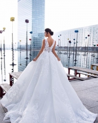 Wedding dress 63719079